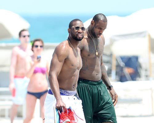 本赛季小腿拉伤与上赛季同期前20场比赛增幅接近40%（本赛季前20场中小腿拉伤较上赛季同期增加近40%）