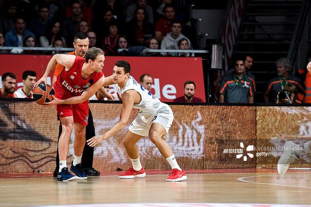 上海女足无缘全运会铜牌，水庆霞：我要负主要责任（上海女足冲铜未果，水庆霞自责：主要责任在我）