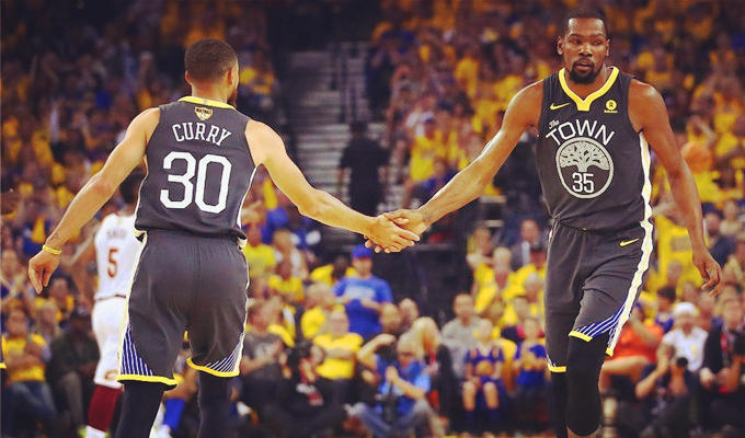 有惊无险！骑士末节保持韧性，米切尔带队完成17分大逆转（险中取胜！骑士末节韧性爆发，米切尔率队上演17分大翻盘）