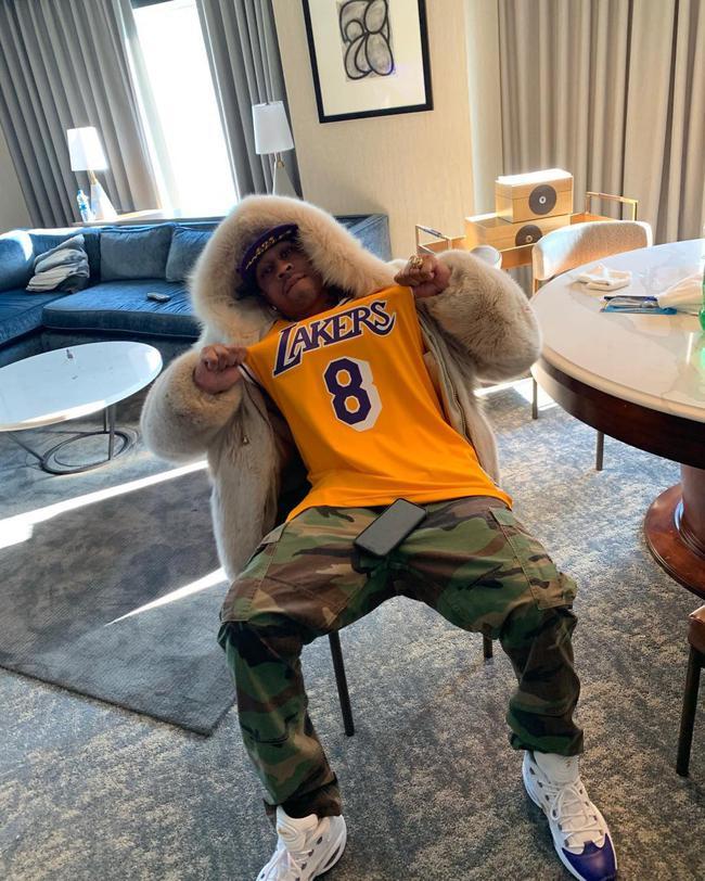 NBA常规赛战报：快船客场险胜雷霆（NBA常规赛快讯：快船做客险胜雷霆）