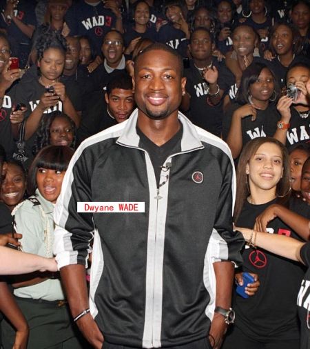 自1956年以来，姆巴佩是首位自然年五大联赛进36球的法国球员（姆巴佩成1956年以来首位自然年五大联赛进36球的法国球员）