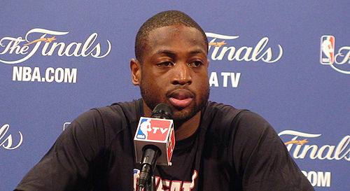 马杜埃凯：阿森纳能够赢得欧冠和英超，我们目前的状态非常好（马杜埃凯：阿森纳有实力问鼎英超与欧冠，球队状态正佳）