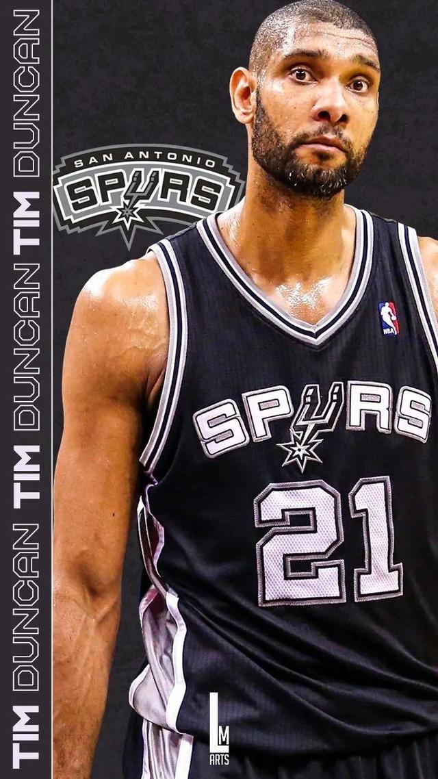 身体素质劲爆！塔克&桑普森新赛季首秀合砍26分11板3助（爆发力拉满！塔克与桑普森首战携手砍下26分11篮板3助攻）