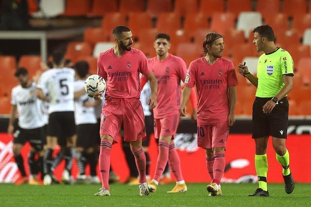 巴特勒：之前大家没能为彼此而战，今天大家做到了目标一致（巴特勒：过去我们未能同心作战，如今全队目标统一）