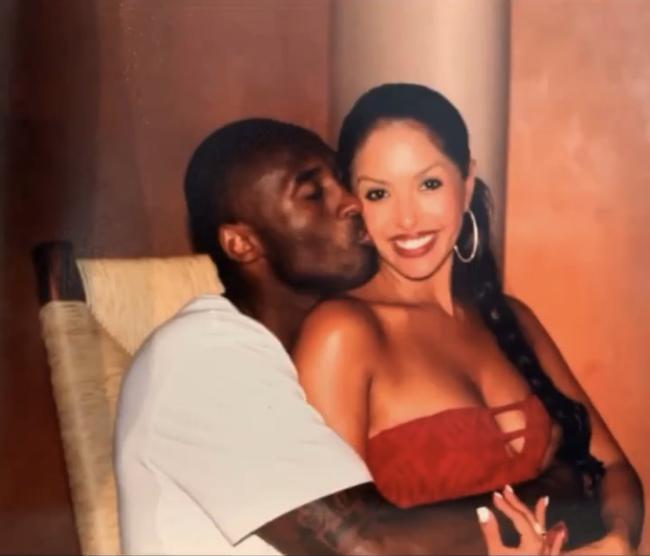 欧冠淘汰赛前瞻：曼联对阵巴黎,（欧冠淘汰赛前瞻：曼联迎战巴黎圣日耳曼）